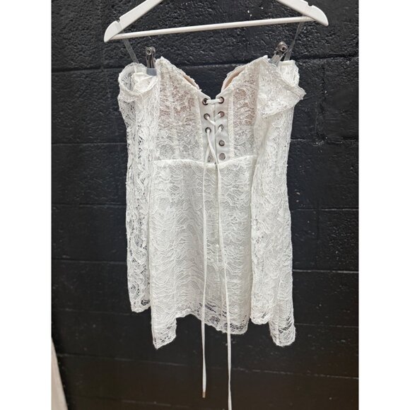 Rosie Etienne White Dress Size 8 Retails $700 - Picture 5 of 6